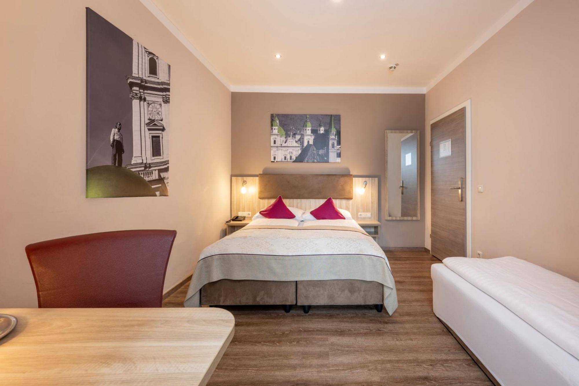 Hotel Junior By Max 70 Salzburg Eksteriør bilde