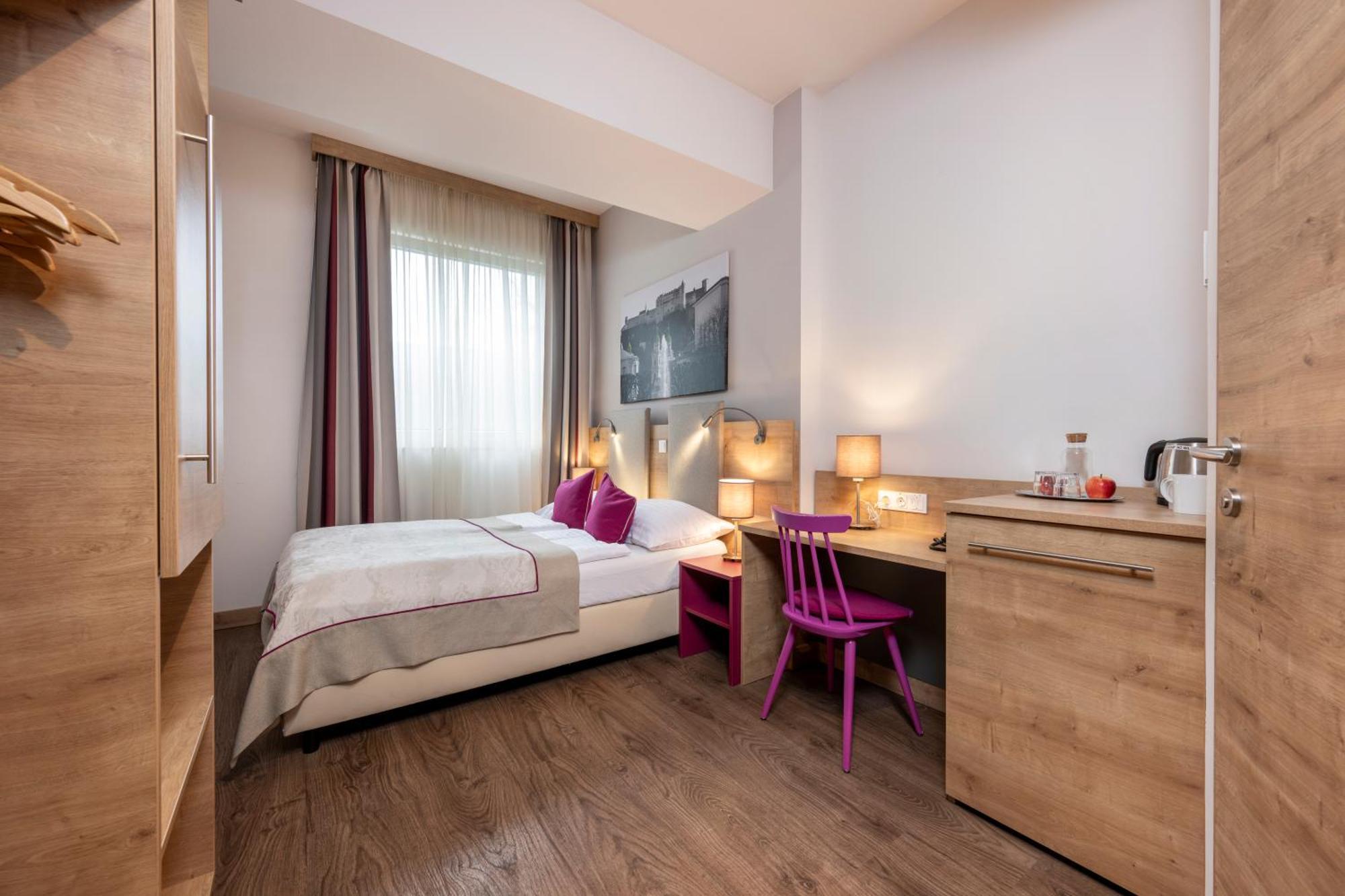 Hotel Junior By Max 70 Salzburg Eksteriør bilde