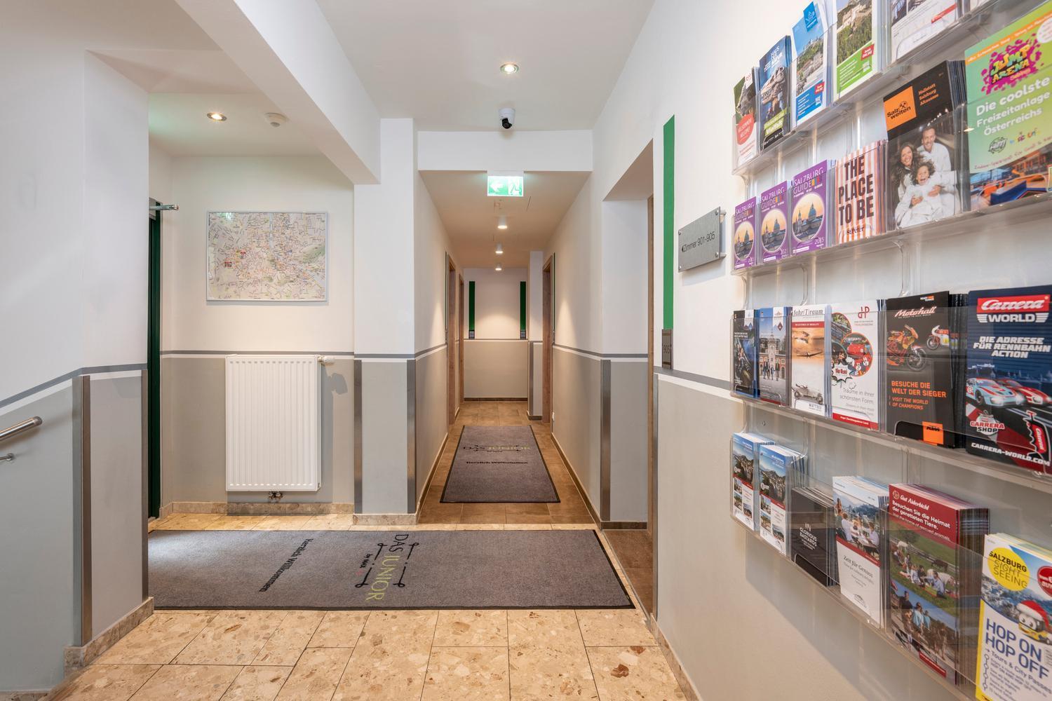 Hotel Junior By Max 70 Salzburg Eksteriør bilde
